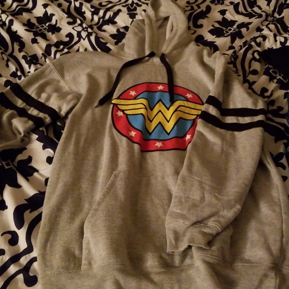 Wonder woman sweatshirt